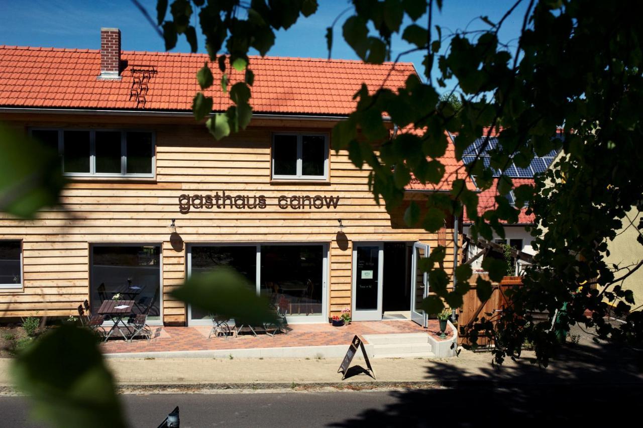 Wustrow  Gasthaus Canow المظهر الخارجي الصورة